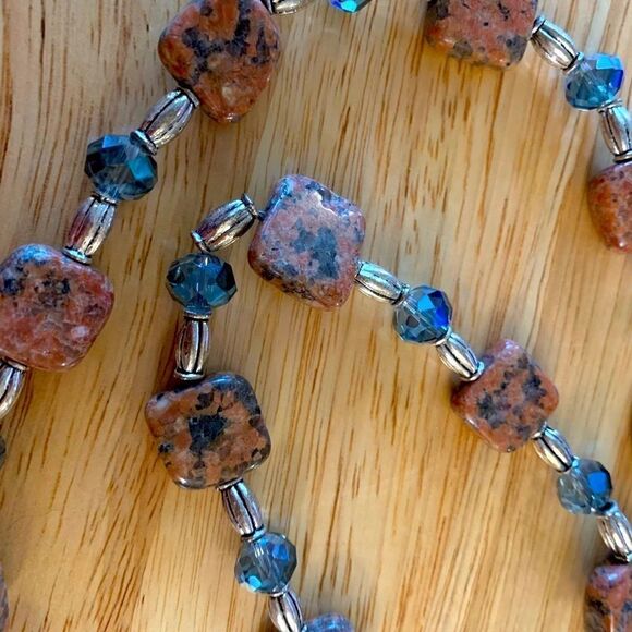 Unakite Jasper & Blue Crystal Necklace 26” Gorgeous - Picture 3 of 8